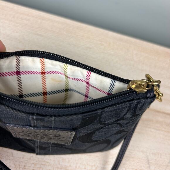 Coach Signature C Monogram Logo Black Jacquard Wristlet Purse Coin Wallet Clutch - Picture 5 of 7
